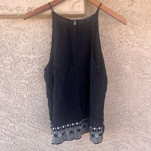 Papaya Black Sleeveless Women's Top